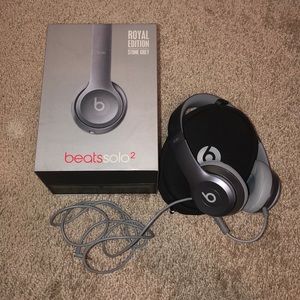 Beats Solo 2 headphones in Stone Grey
